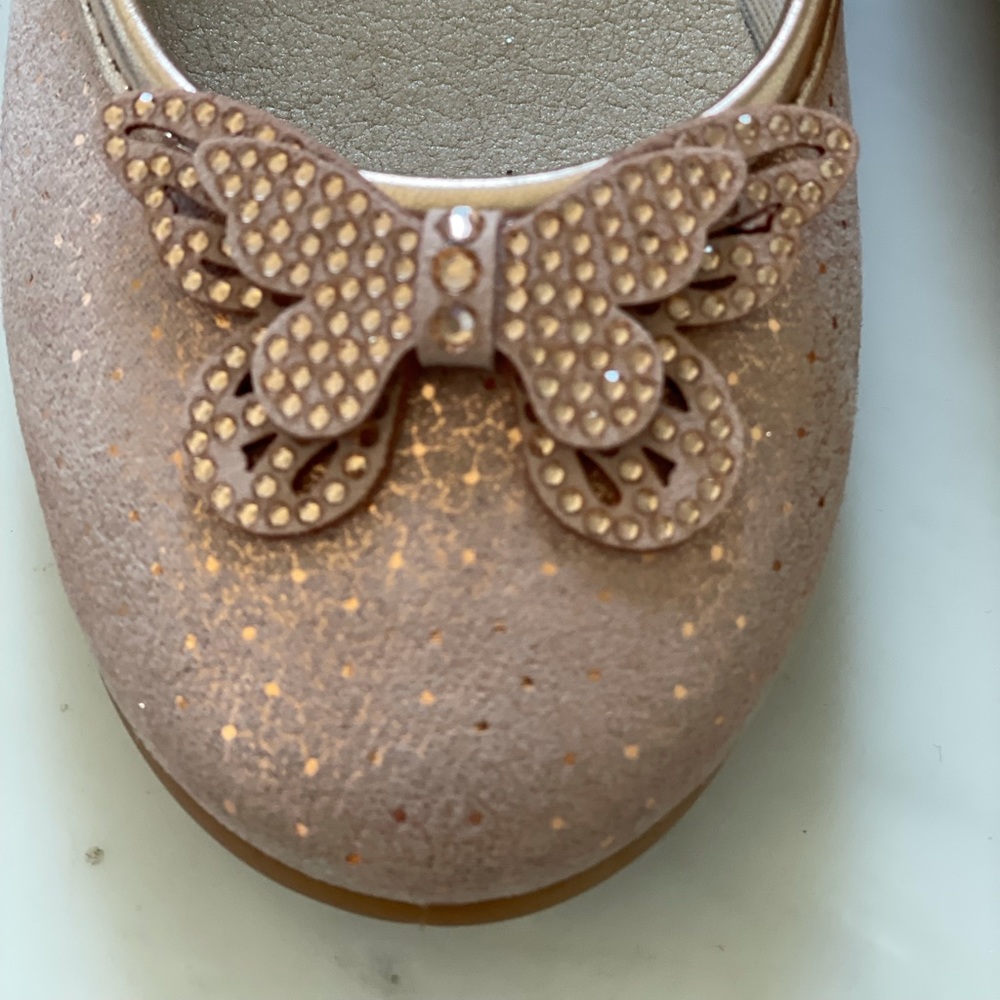 European girls leather shoe. Brand: Conguitos